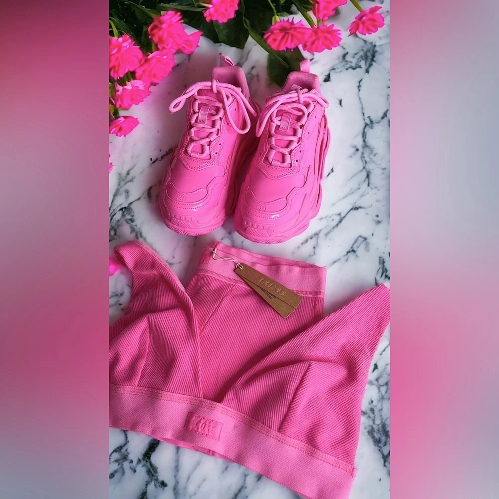 Barbie Pink BALENCIAGA Triple S - Shiny Latex Pink Rubber - Size EUR 36 / Size 6 - Picture 6 of 15